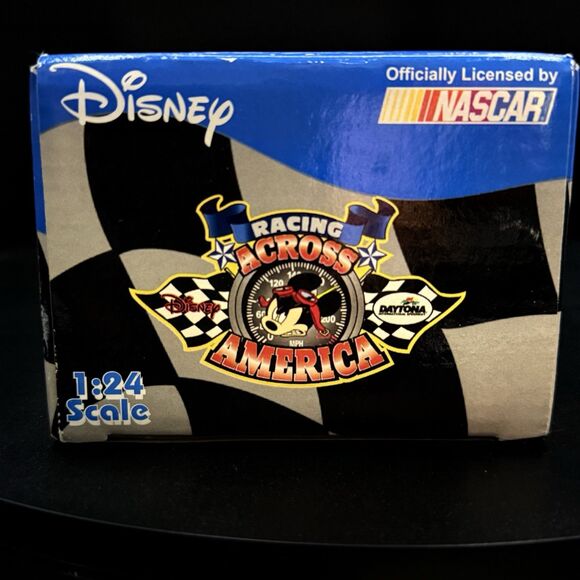Disney Racing Across America Minnie Mouse #05 NASCAR Diecast Car NIB - Picture 5 of 7